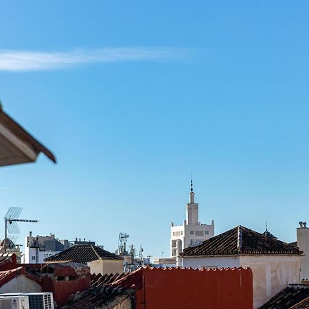 H2M Lazcano With Sunny Terrace In Old Town Malaga Bagian luar foto