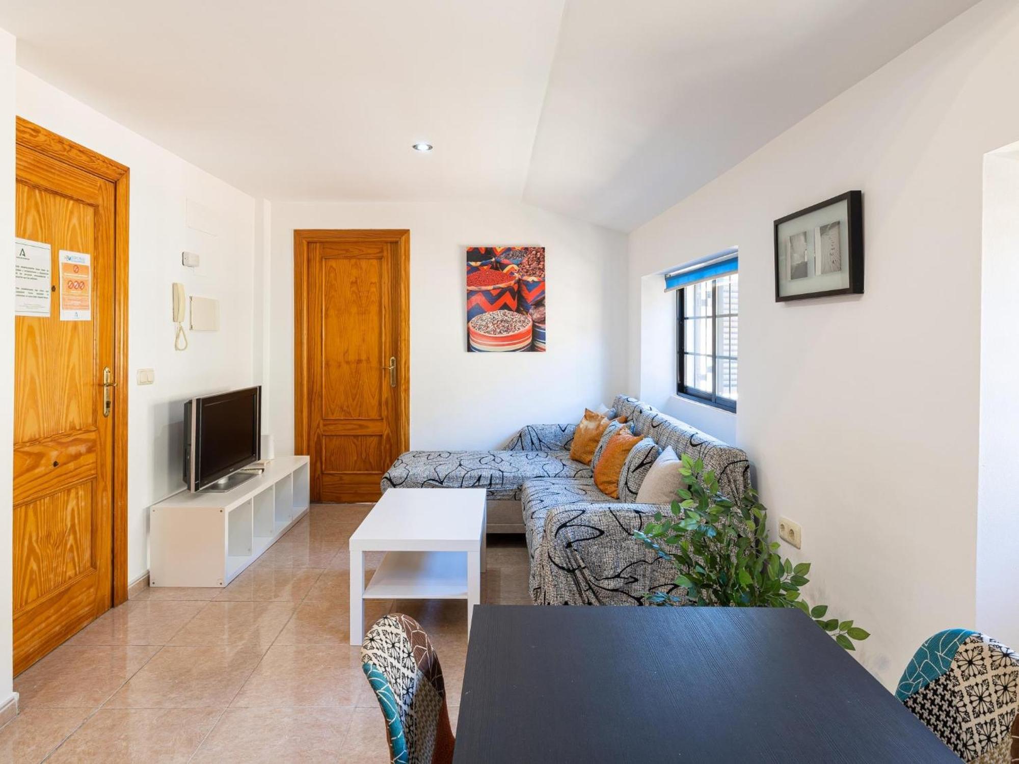 H2M Lazcano With Sunny Terrace In Old Town Malaga Bagian luar foto